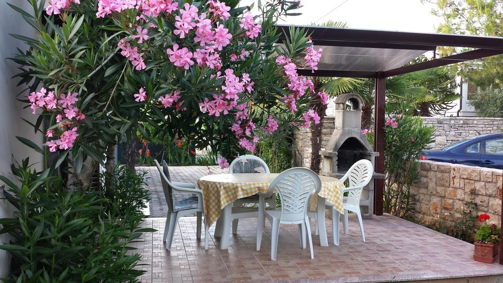Apartments Lana Umag Oda fotoğraf